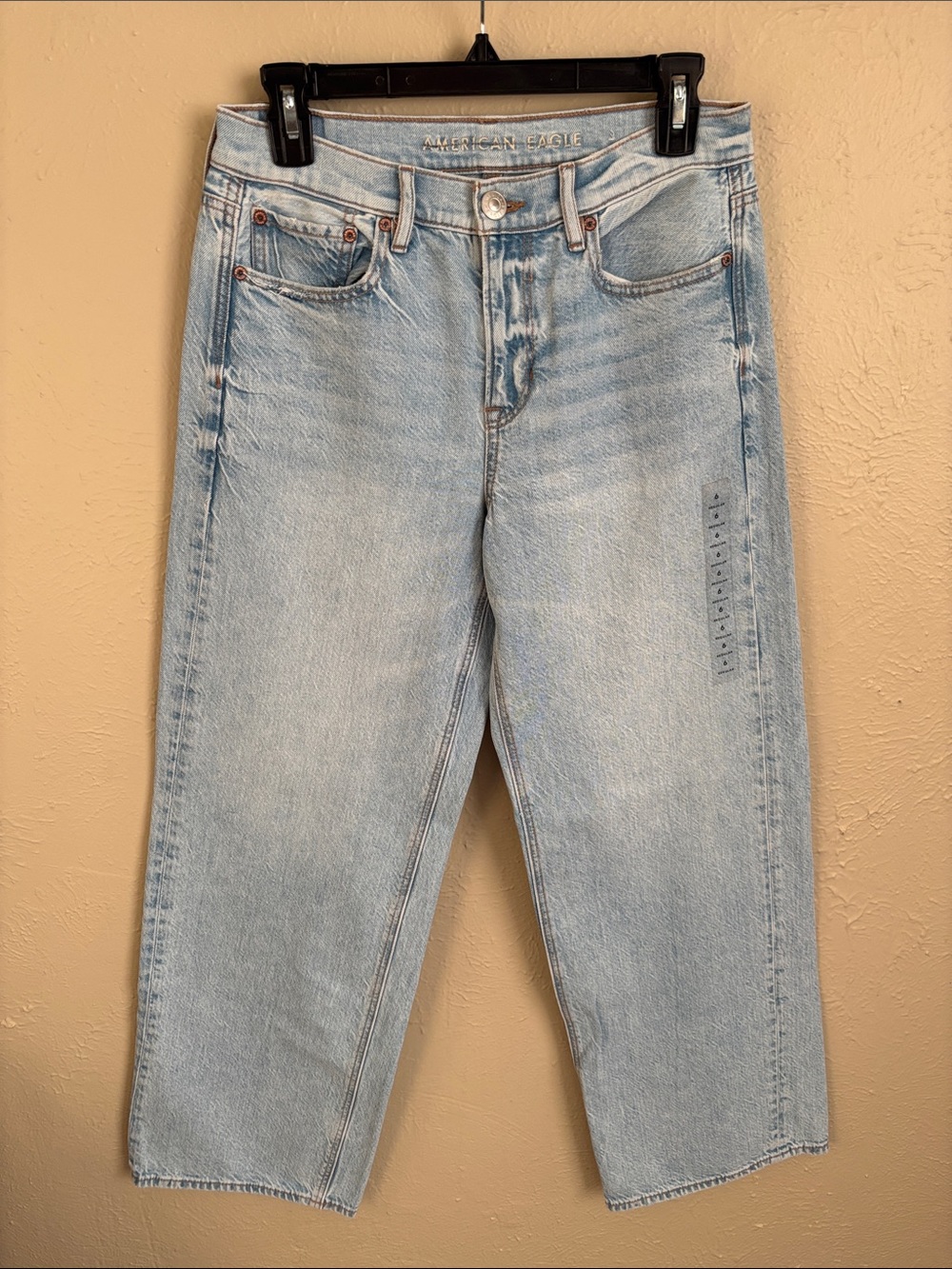 American Eagle 90’s Wide Leg Light Wash 6 Regular Women’s Jeans